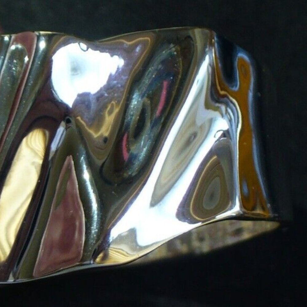 NINE WEST Mod/Contemporary Silver Abstract Molten Clamper Hinged Bracelet**NEW! - Picture 7 of 7